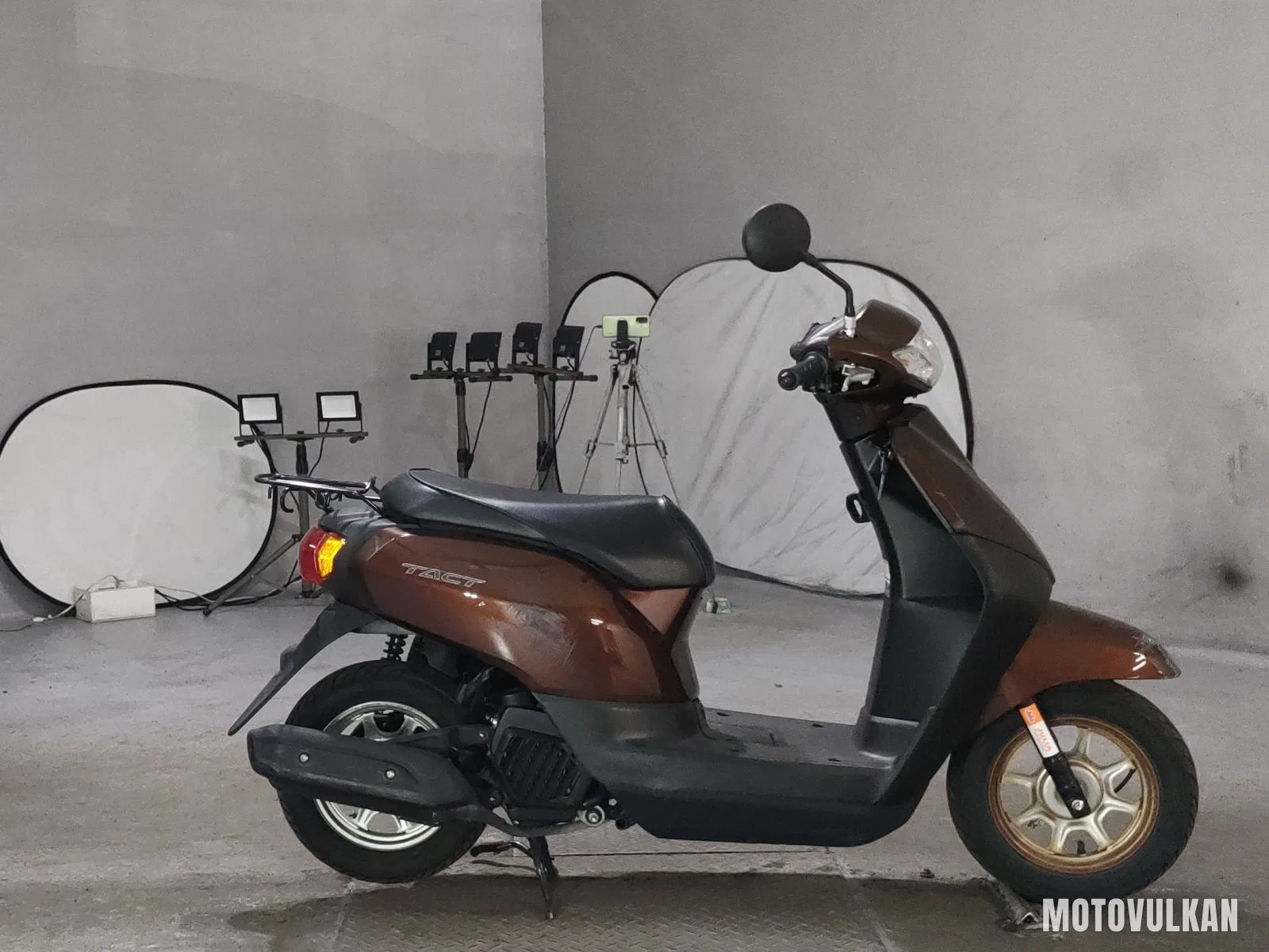 Honda Tact Basic