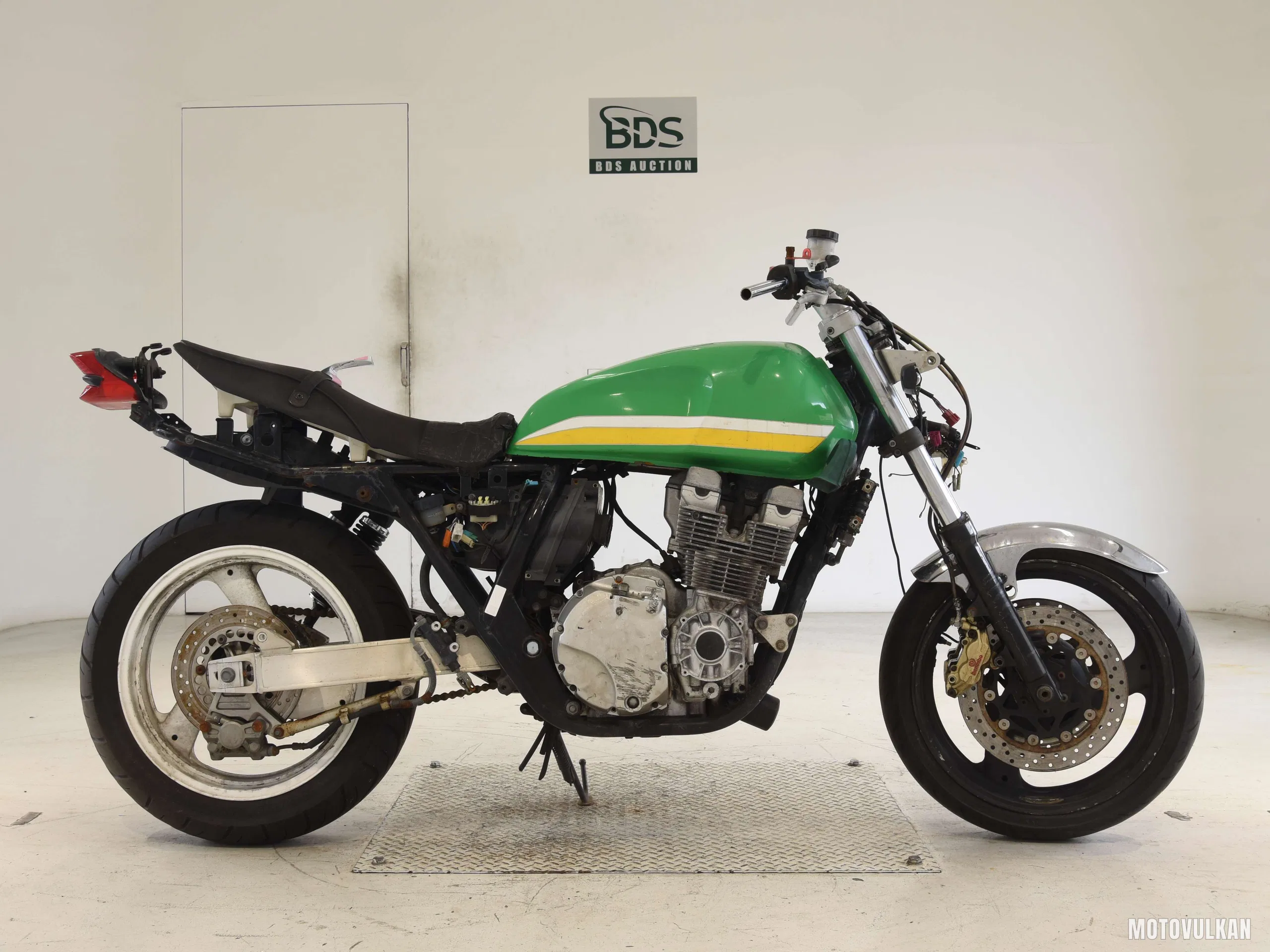 Yamaha XJR400R-2