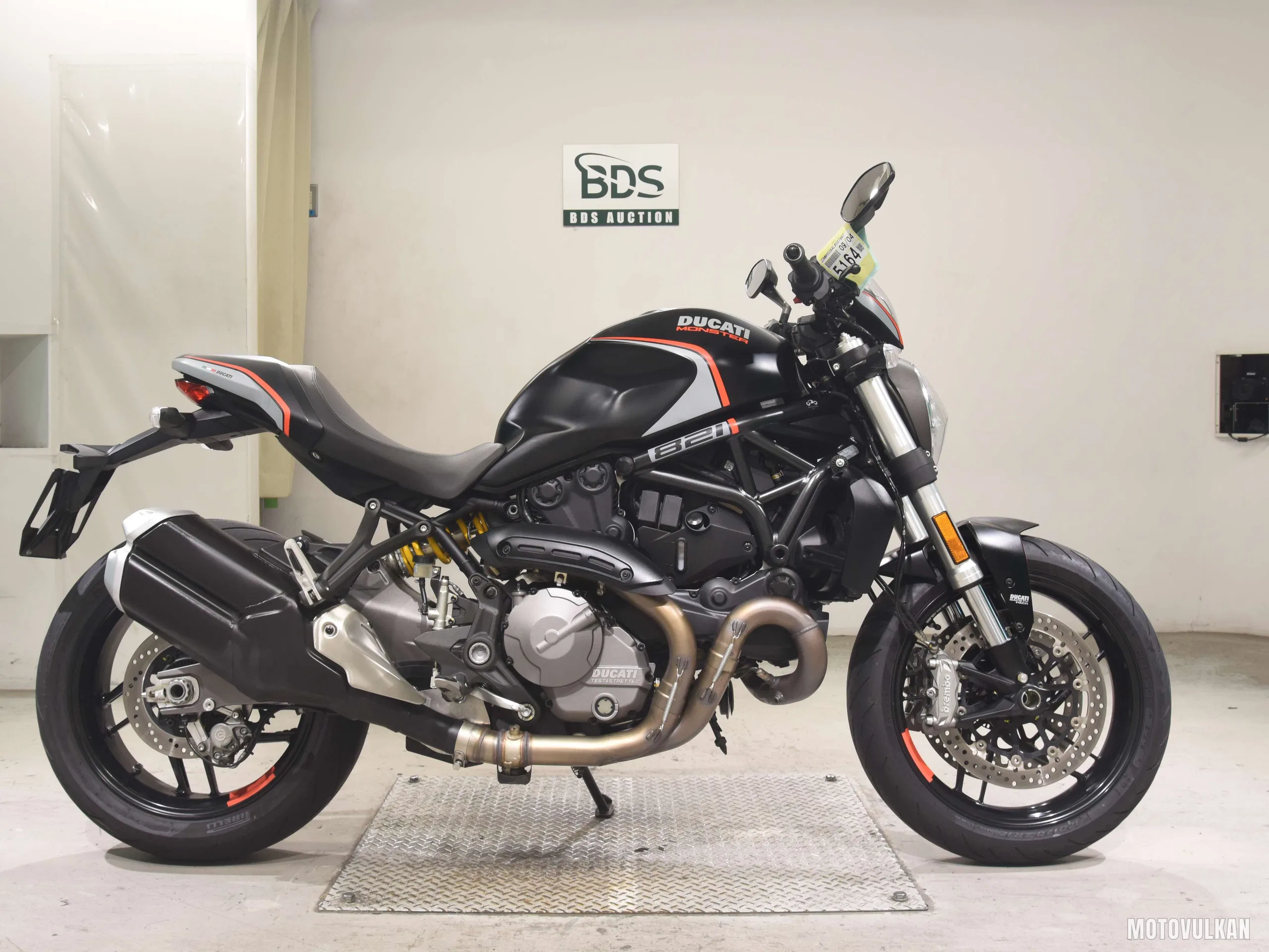  DUCATI M821ステルス