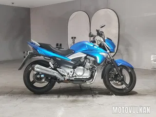 Suzuki GSR250