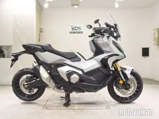 Honda X-ADV750-2