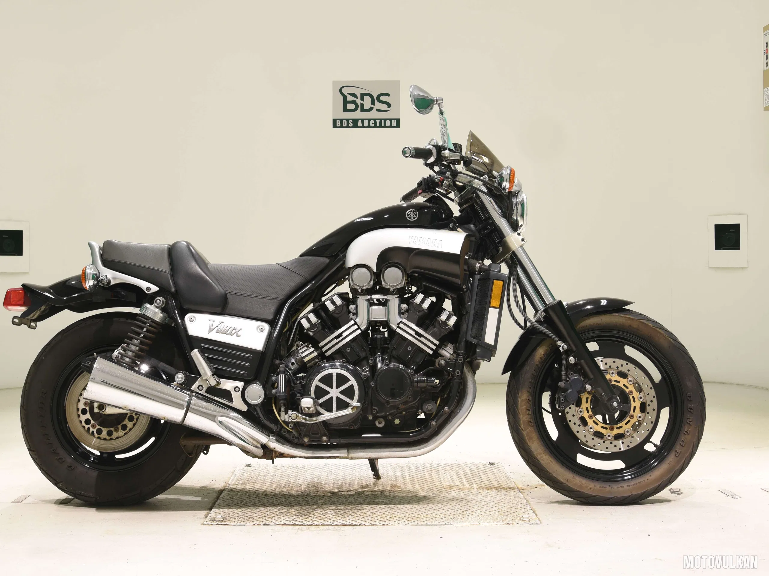 Yamaha V-MAX
