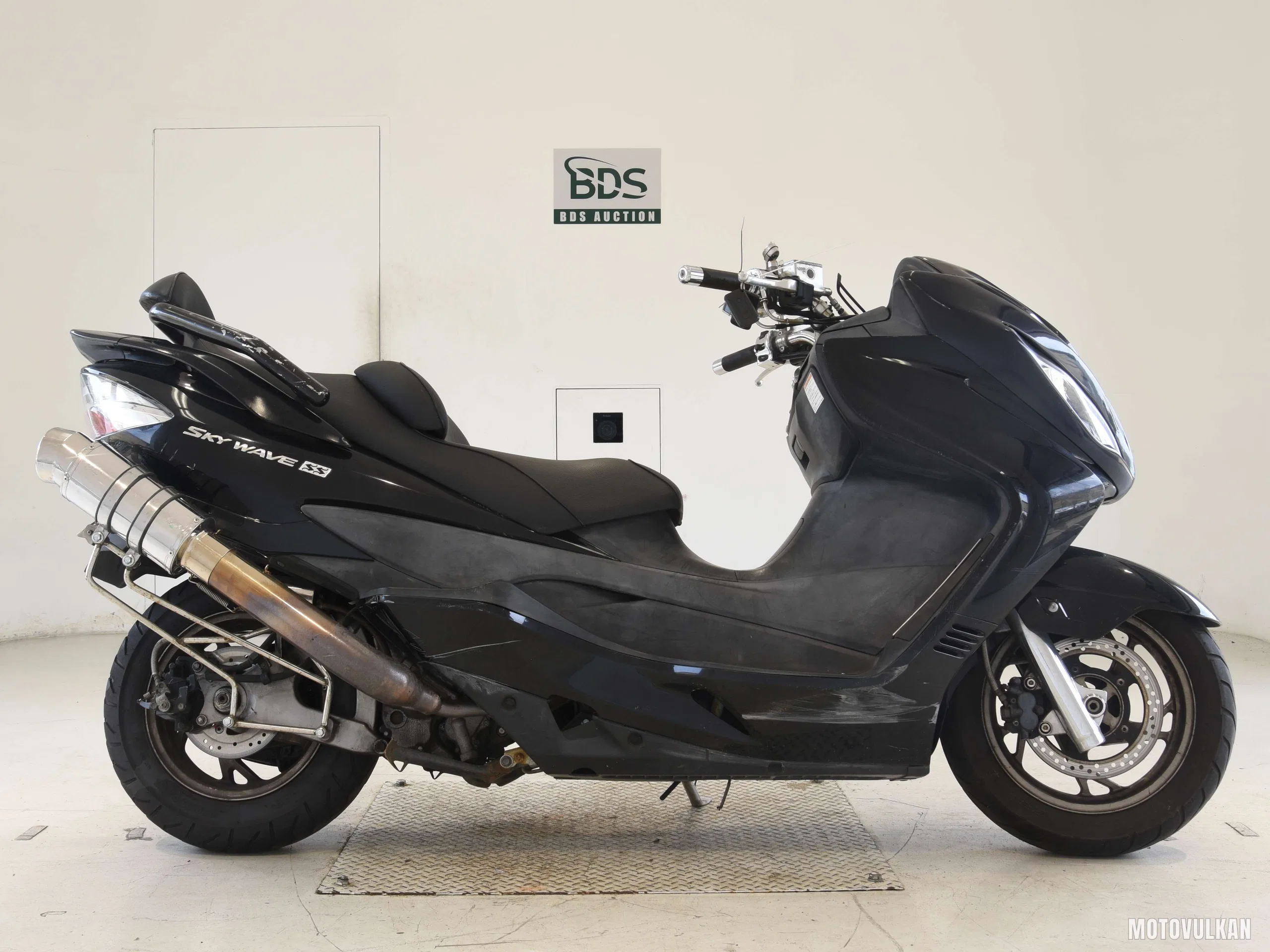 Suzuki SKYWAVE250SS-2