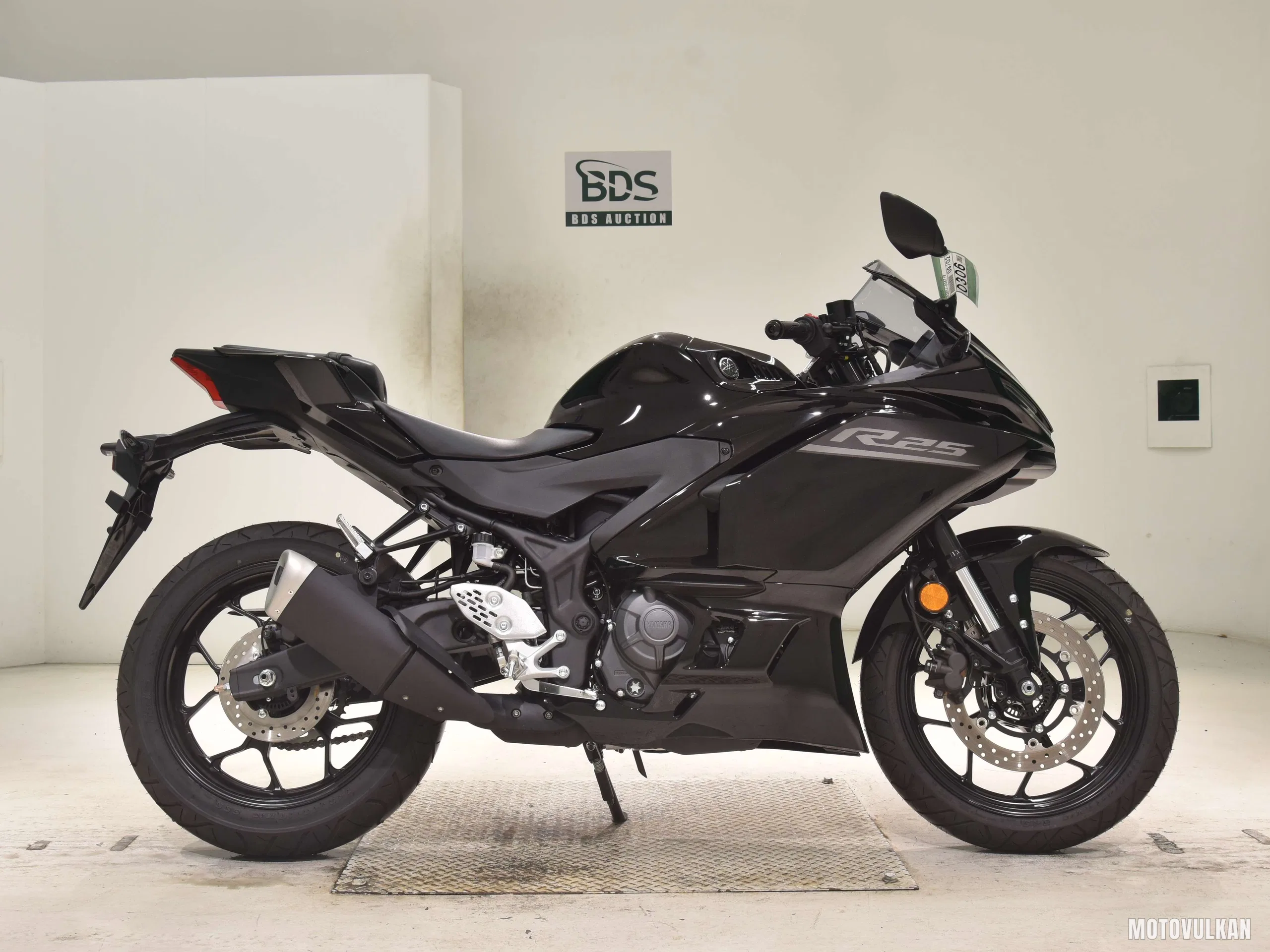 Yamaha YZF-R25A