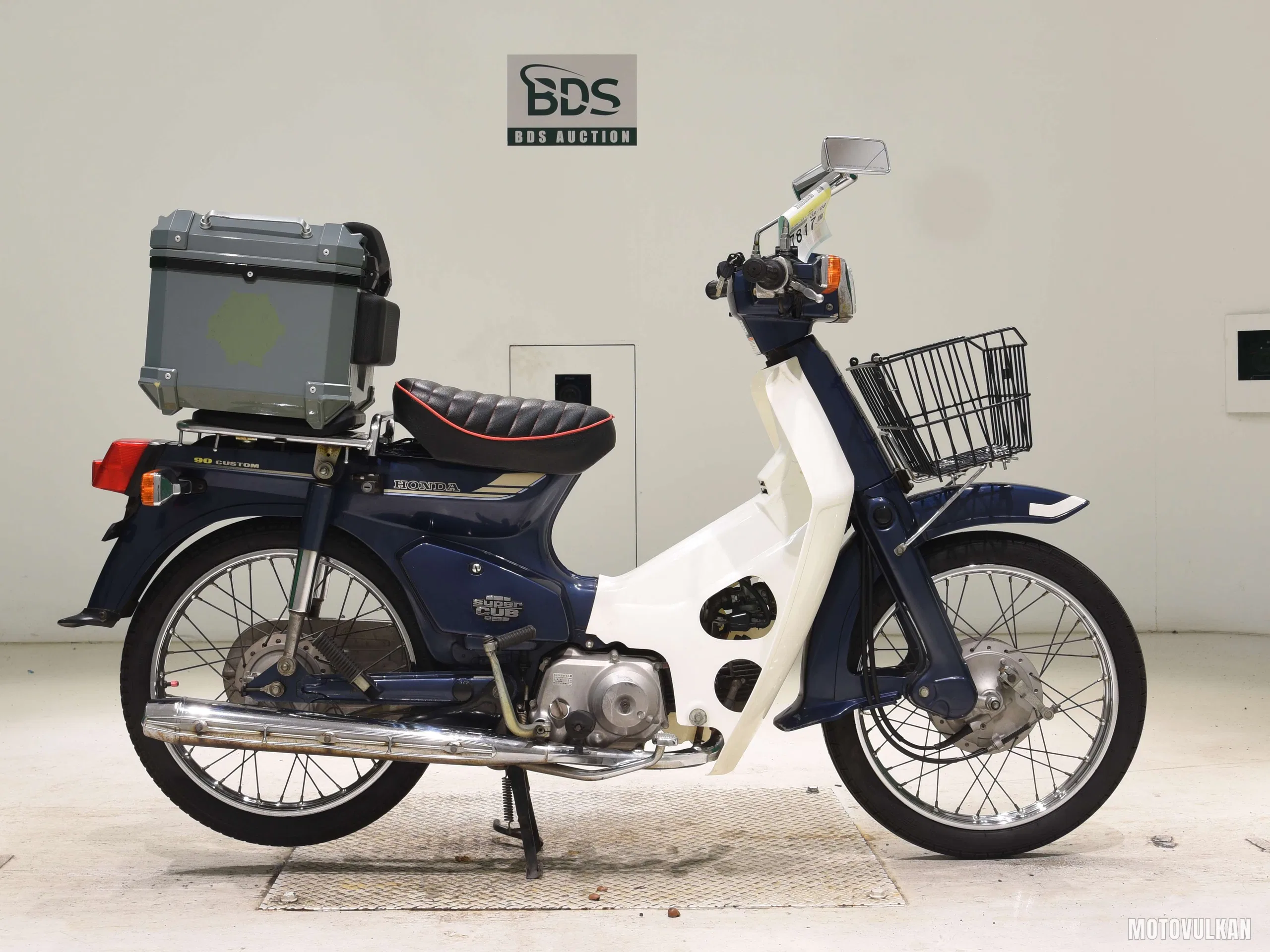 Honda C90