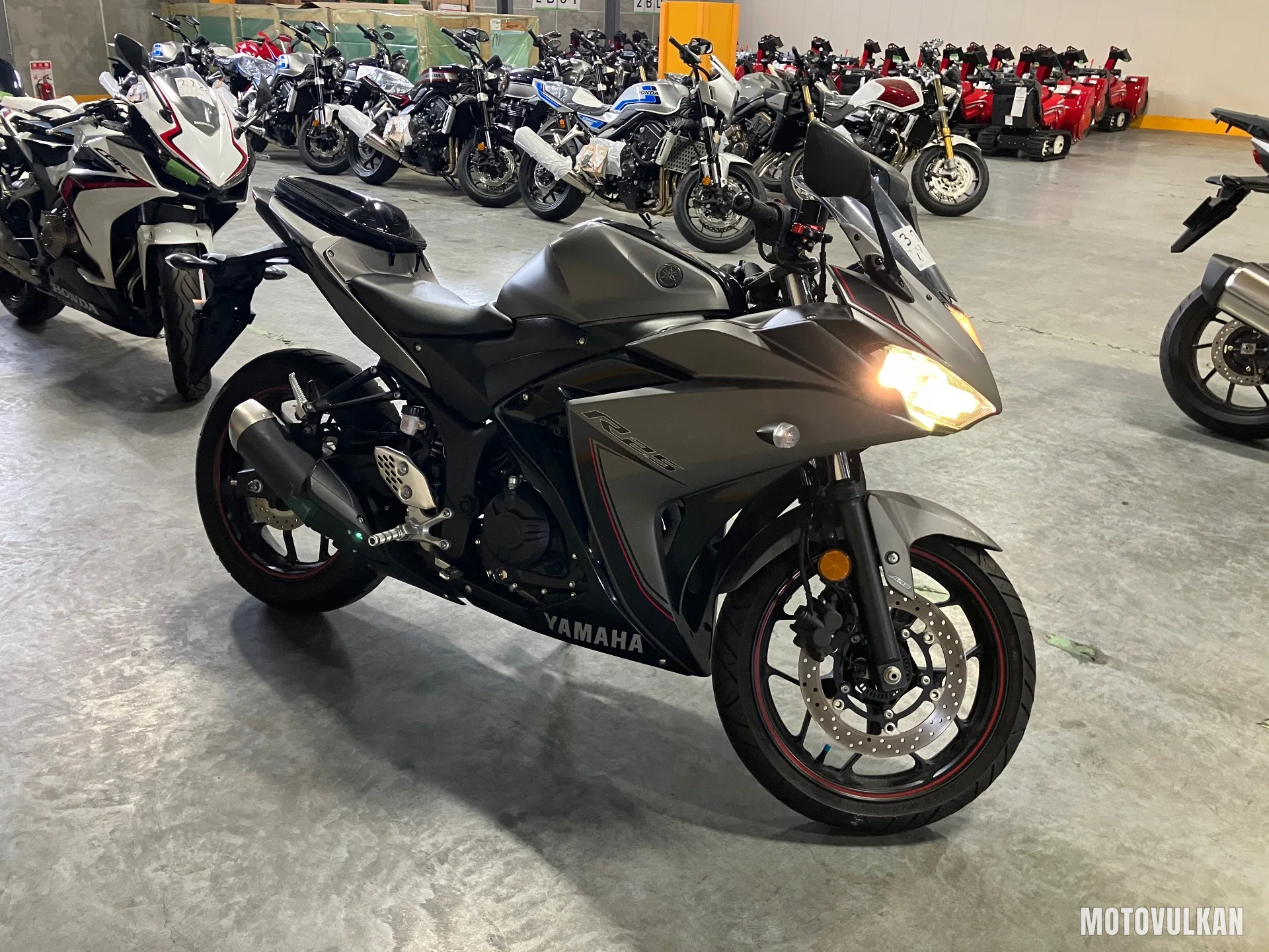 Yamaha Yzf-R25