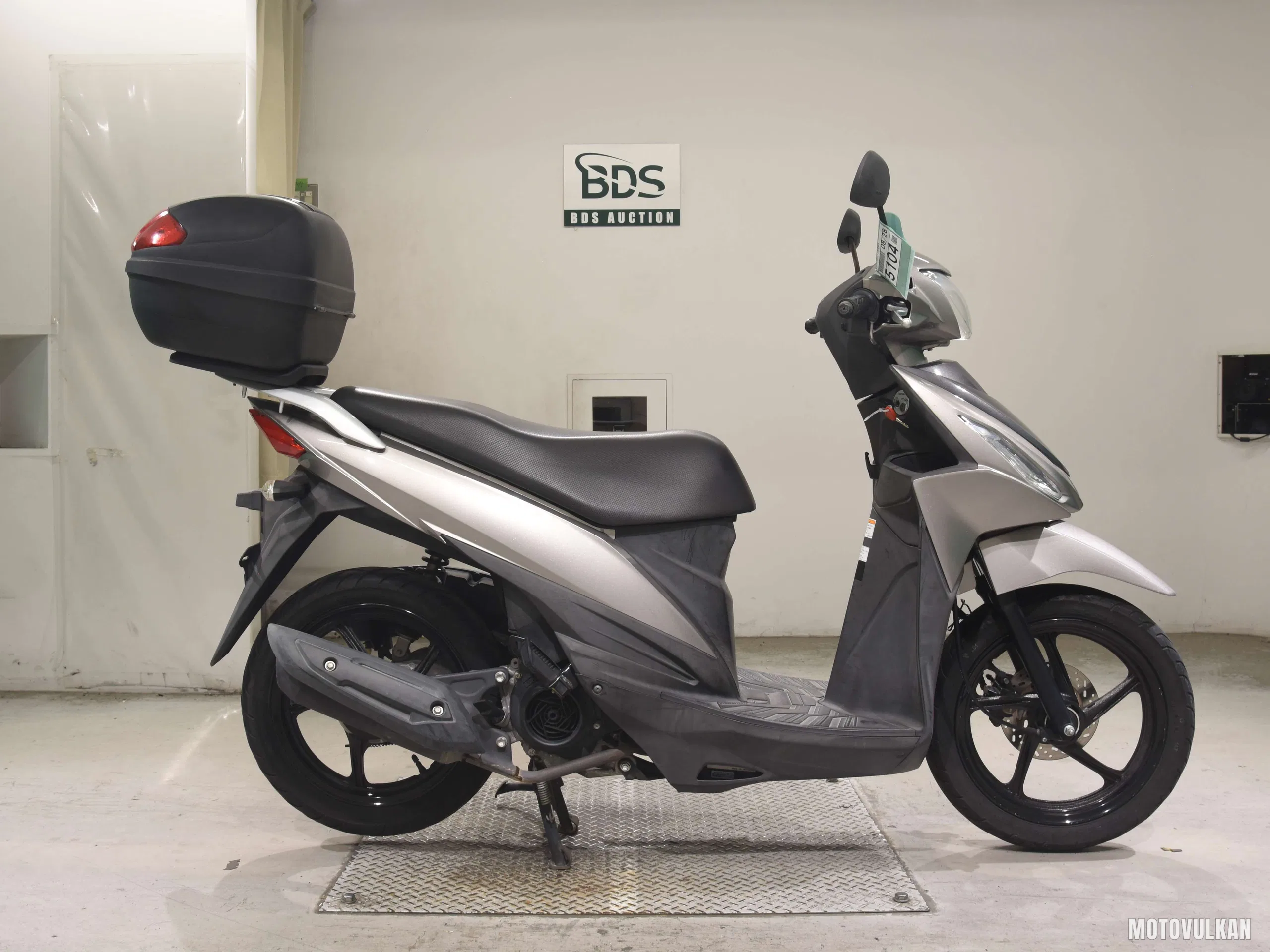 Suzuki ADDRESS110-2