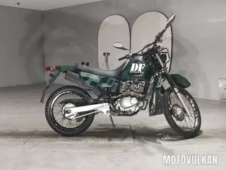 Suzuki DF200E