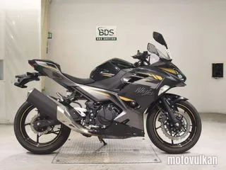 Kawasaki NINJA400-2