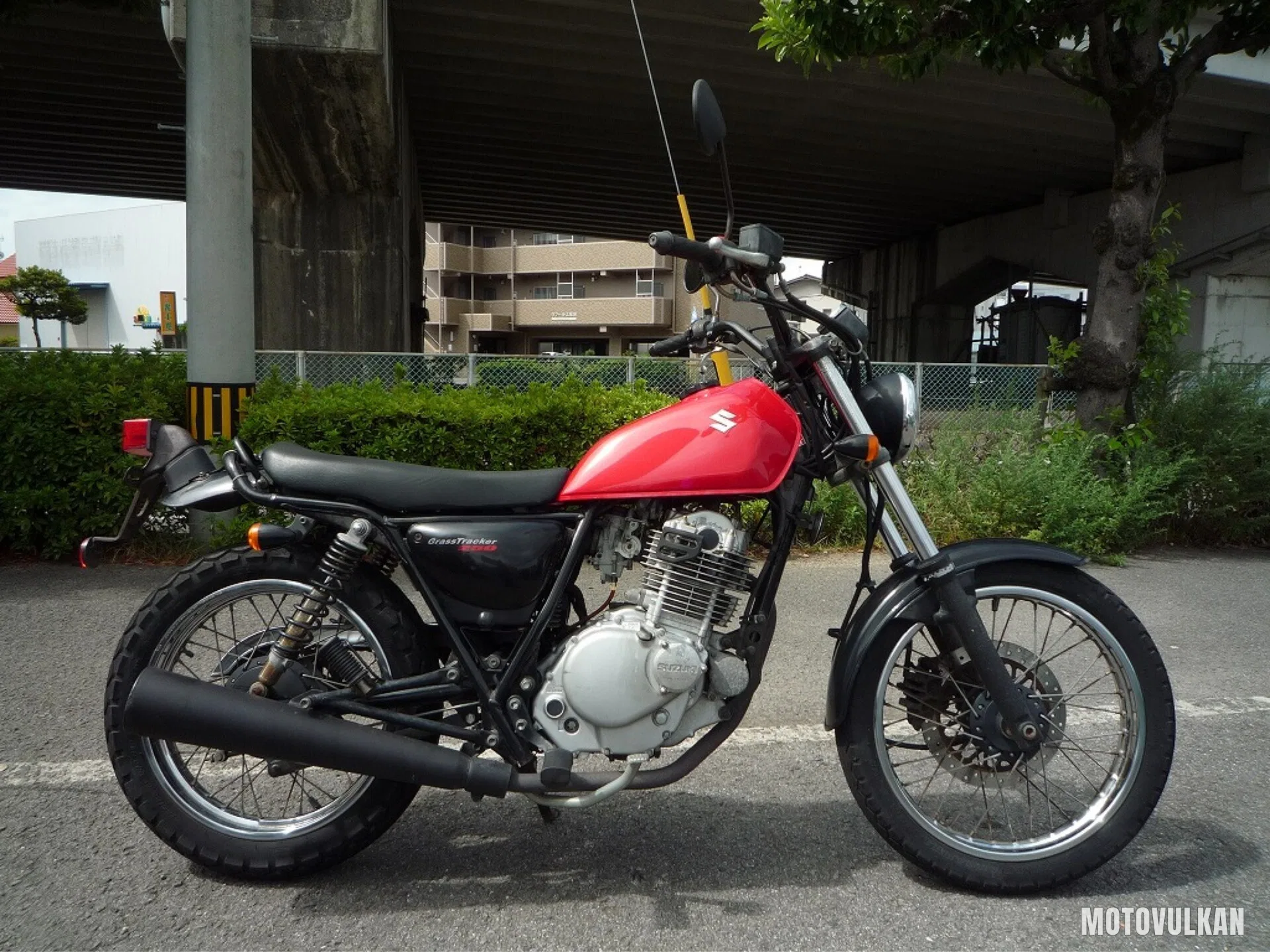 Suzuki Grasstracker