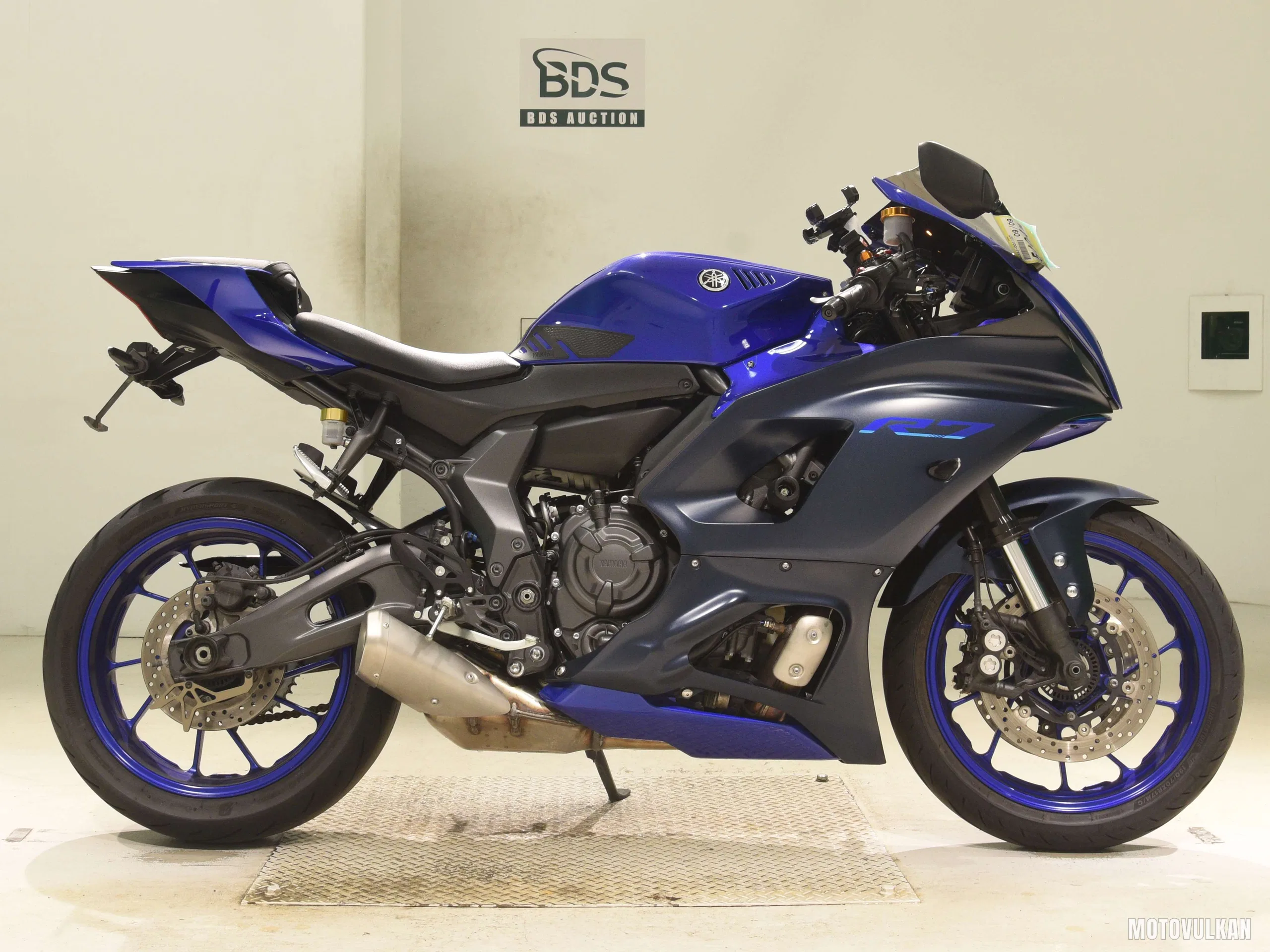 Yamaha YZF-R7-2