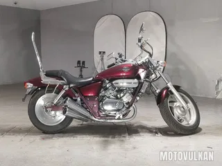 Honda Magna 250