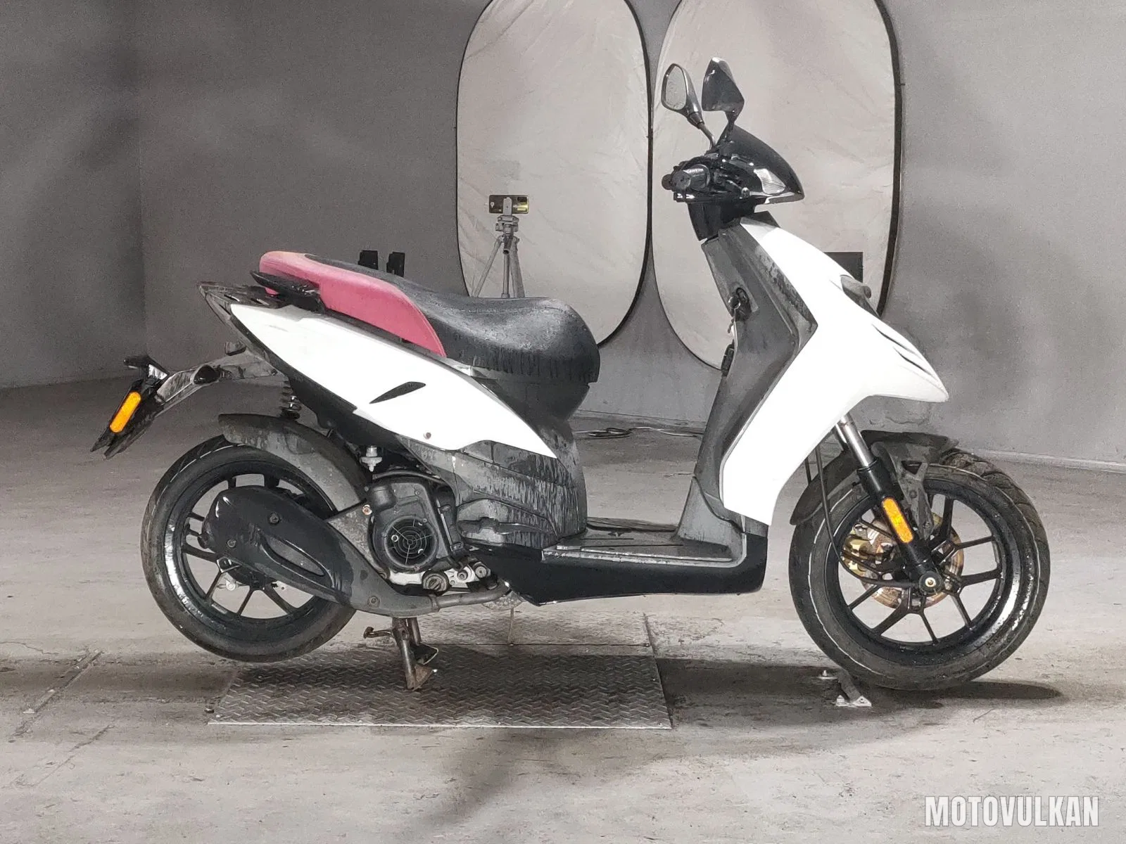 Aprilia Aprilia SR Motard125