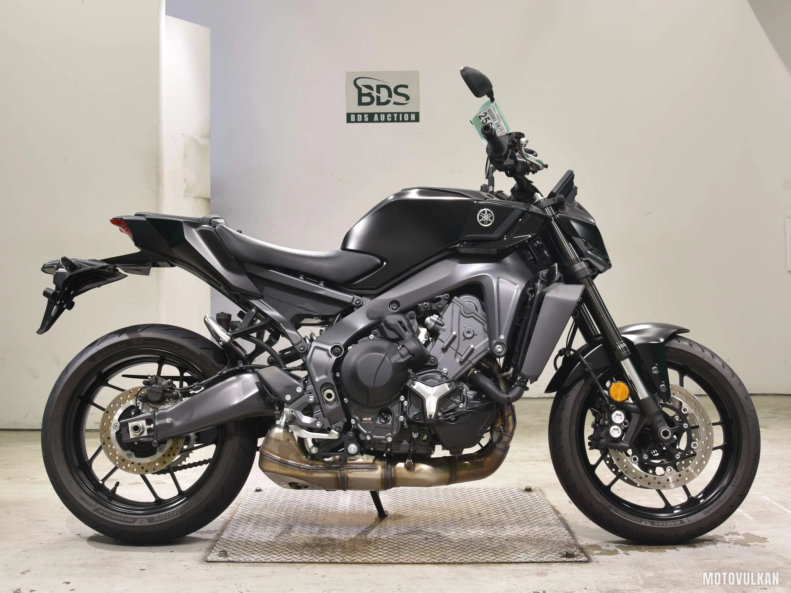 Yamaha MT-09-2AMT