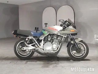 Suzuki GSX750S Katana