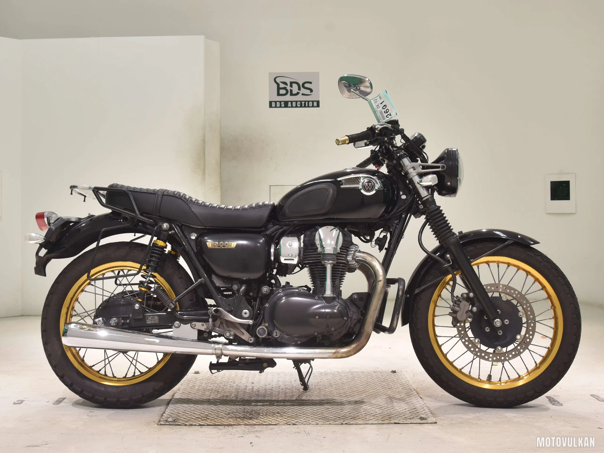 Kawasaki W800