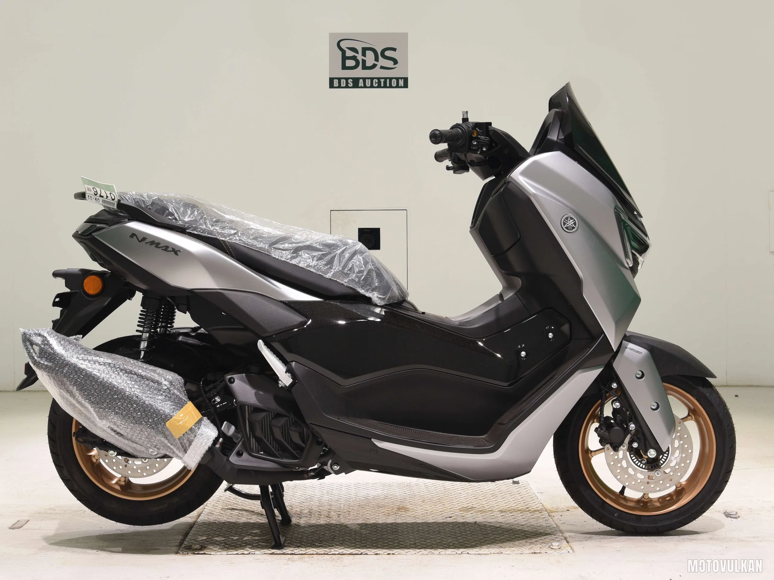 Yamaha NMAX155-3