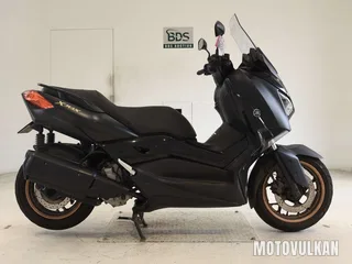 Yamaha X-MAX250-2