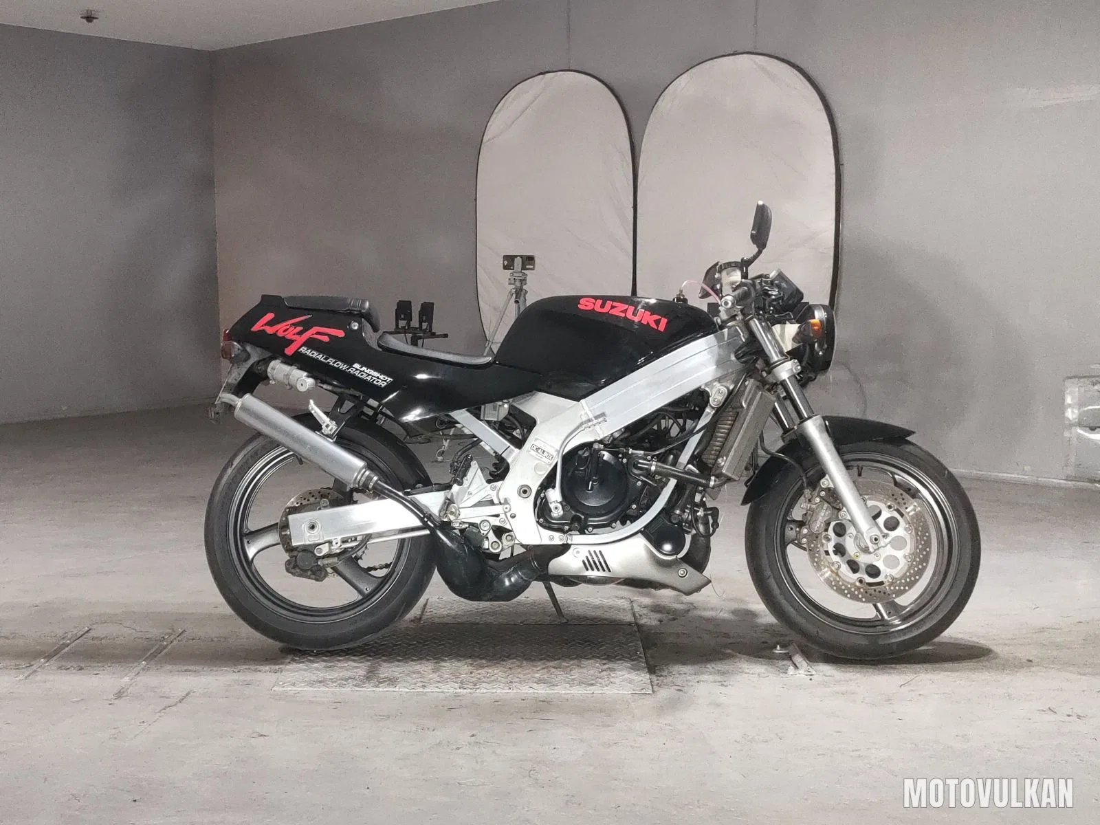 Suzuki ウルフ250