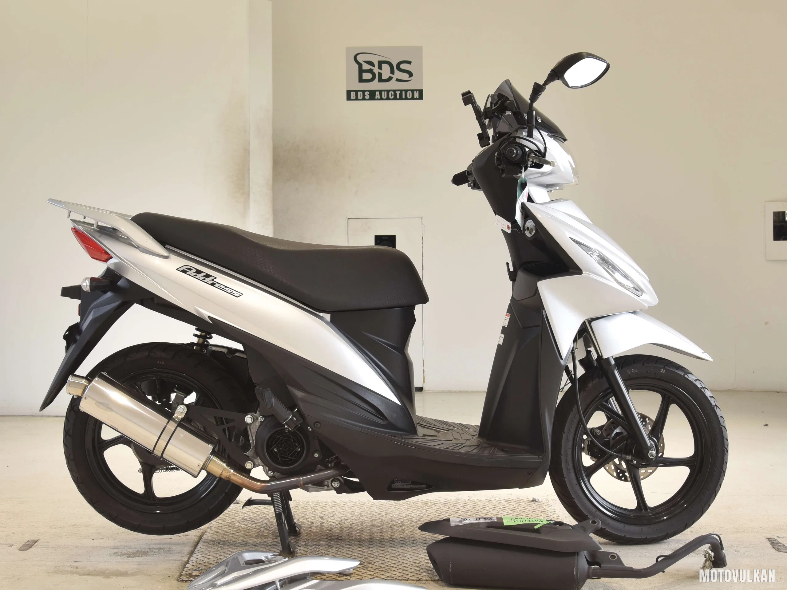 Suzuki ADDRESS110-2