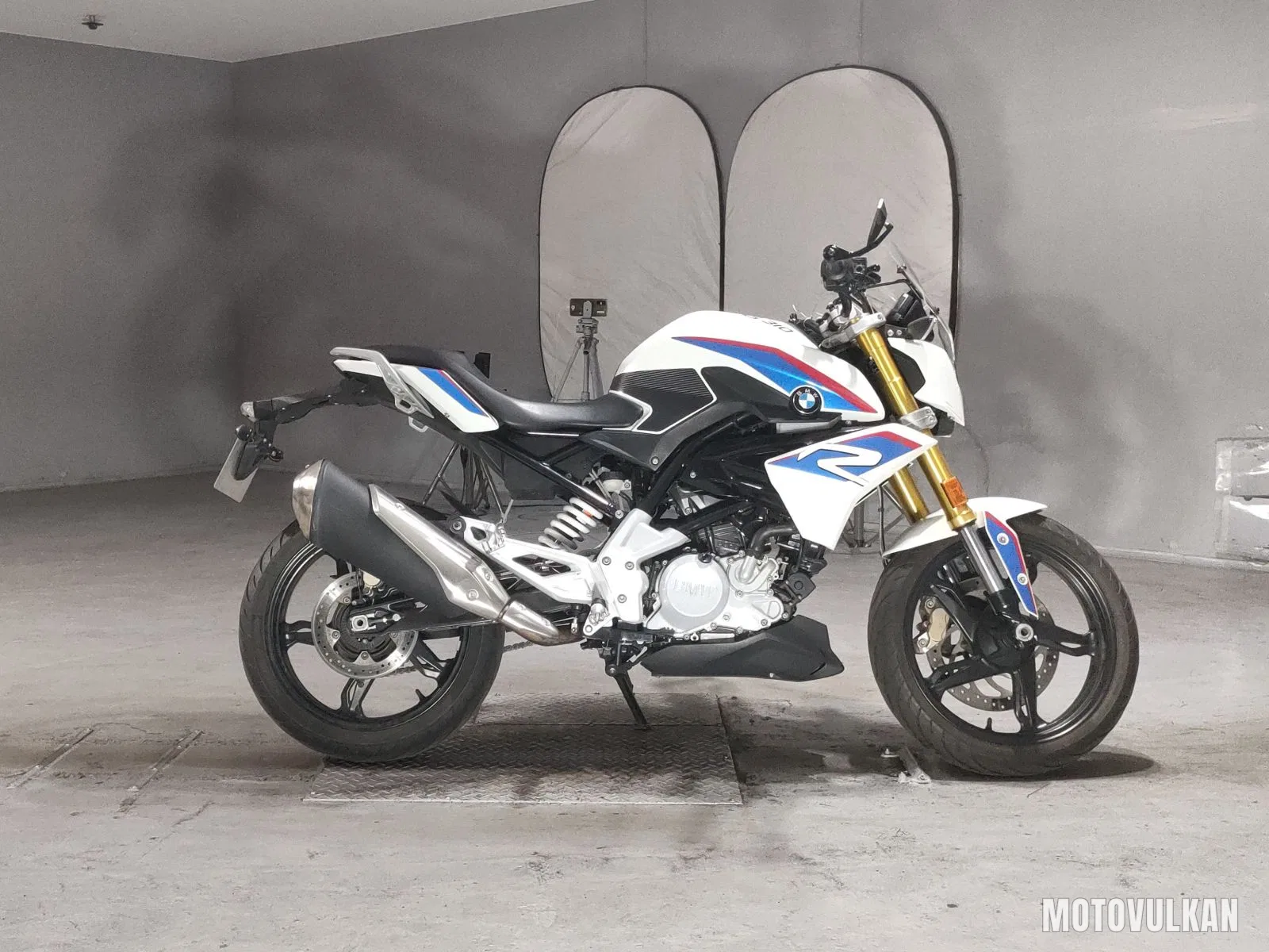 BMW BMW G310R