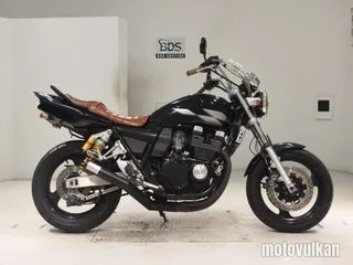 Yamaha XJR400R-3