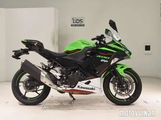 Kawasaki NINJA400-2