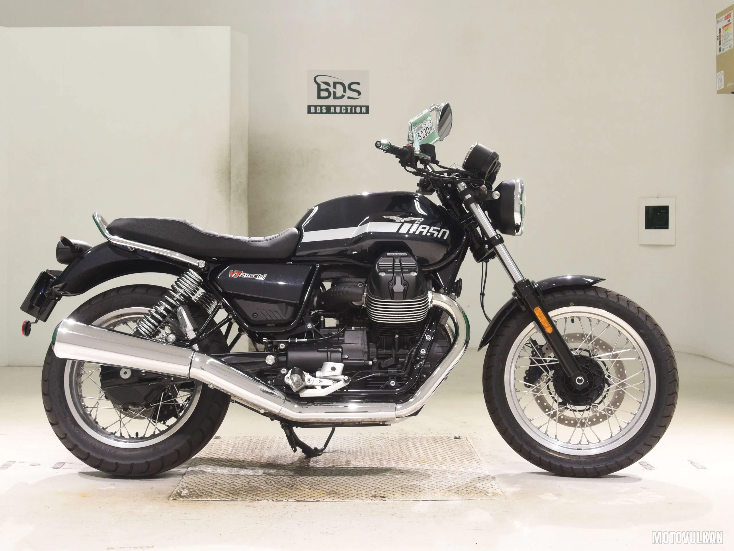  MOTO GUZZI V7 SPECIAL