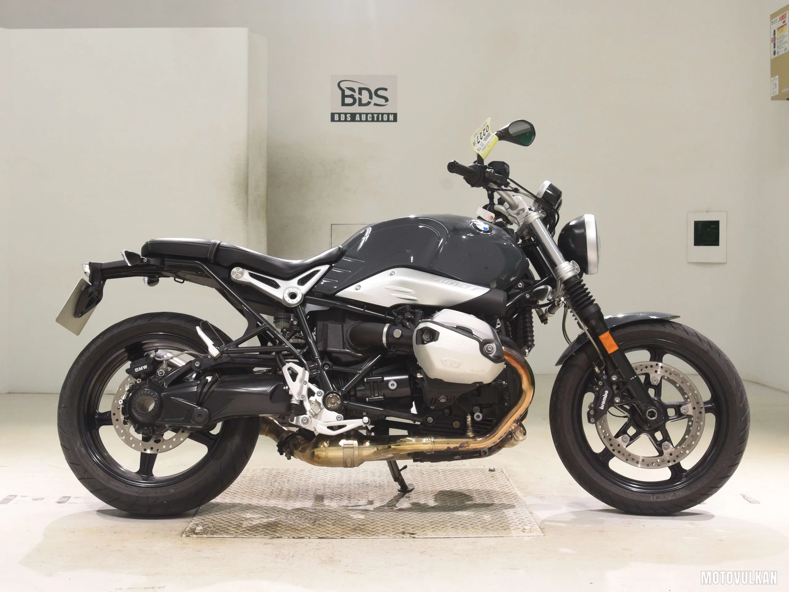 BMWR NINE T Pure