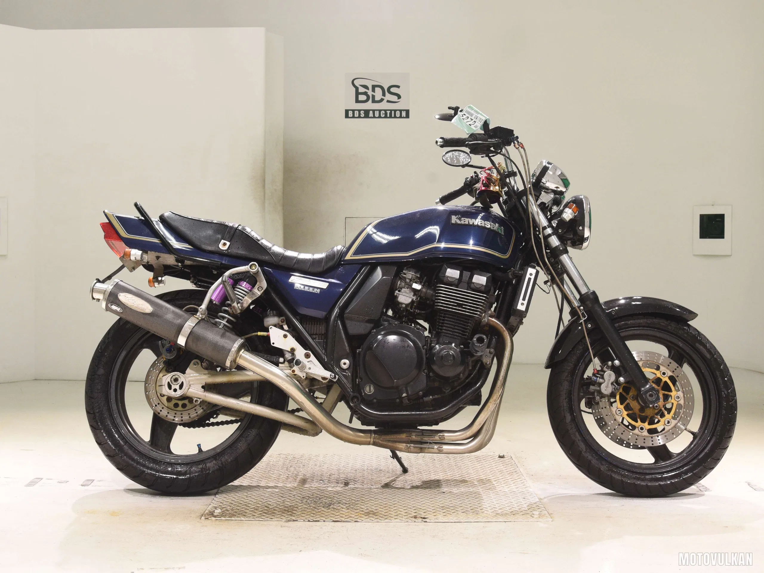 Kawasaki ZRX400