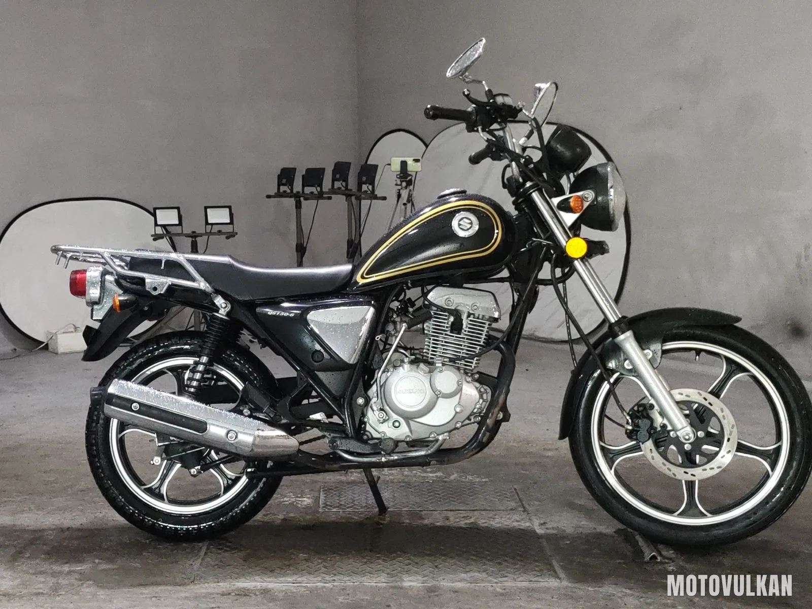 Suzuki QS150