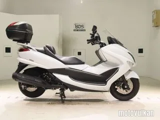 Yamaha MAJESTY250-4