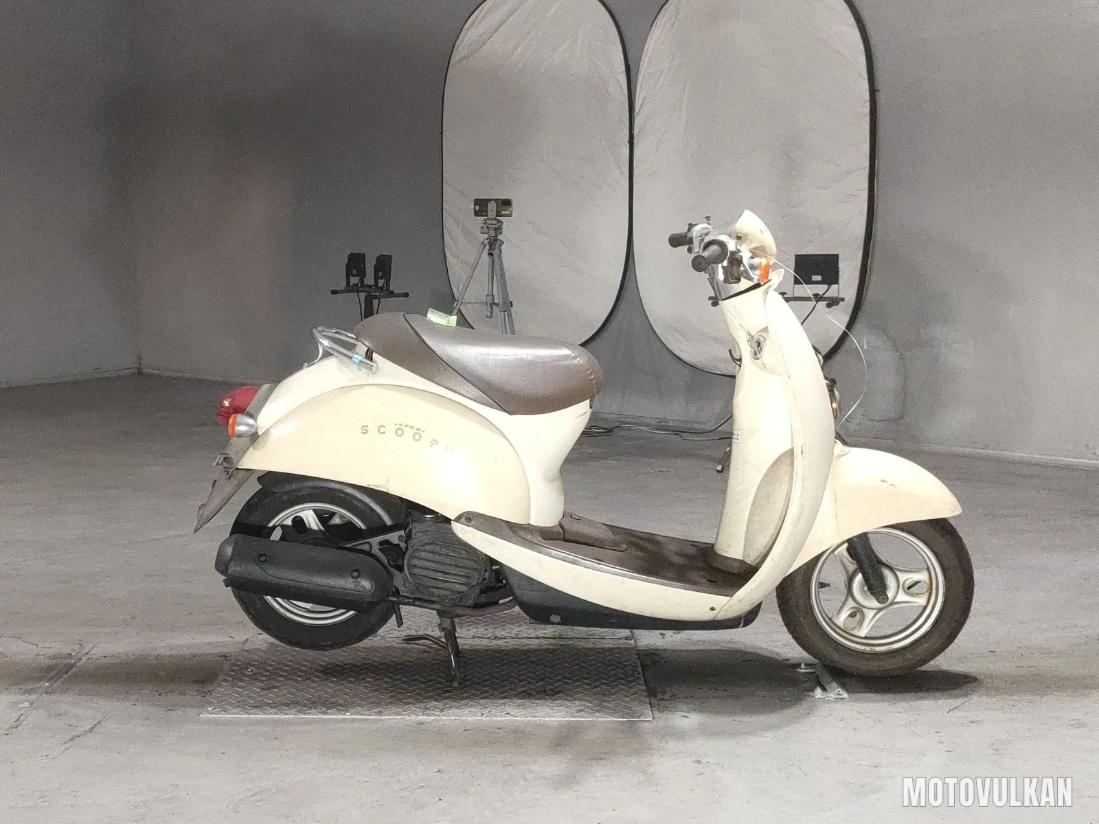 Honda Crea Scoopy i
