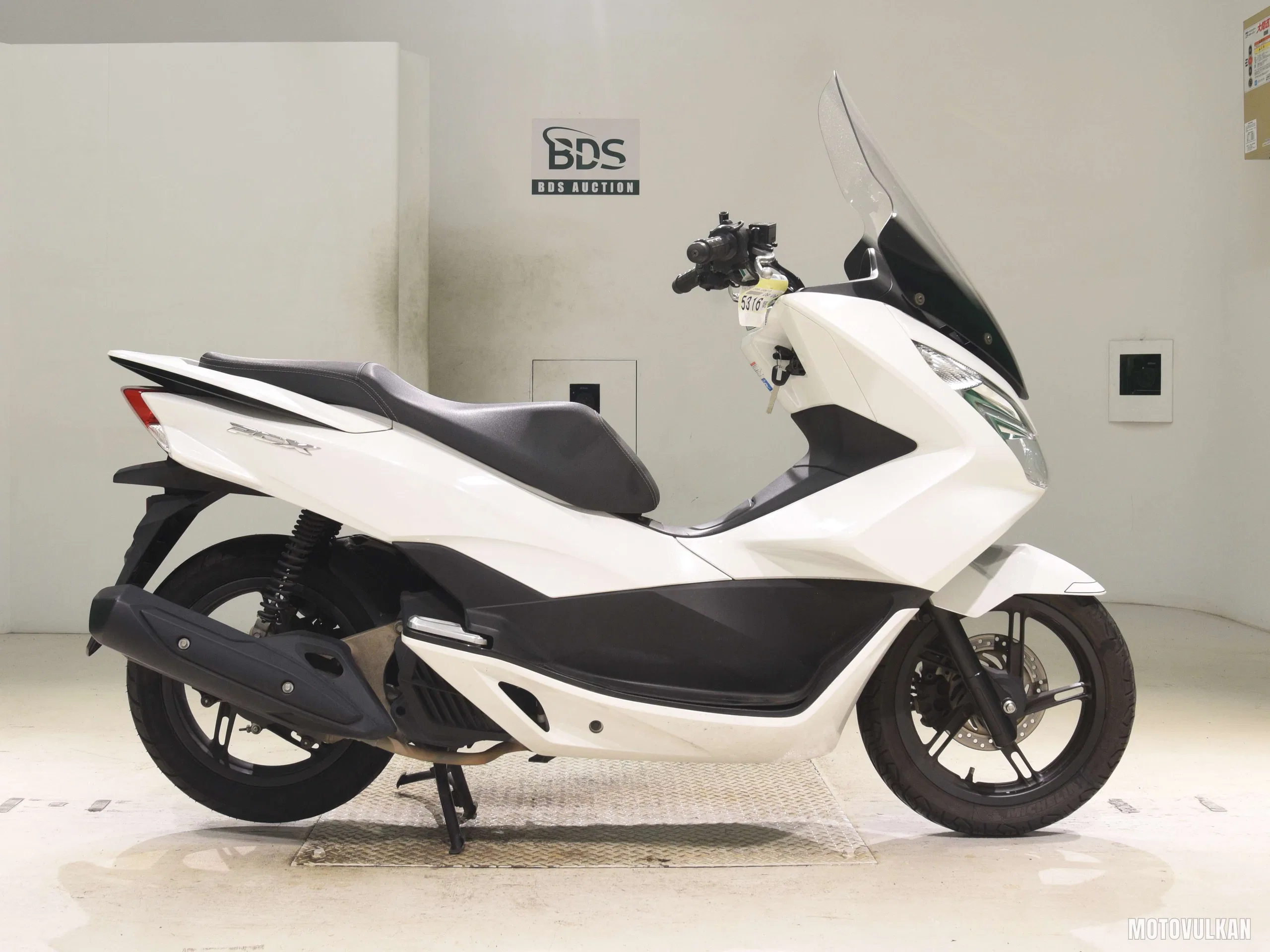 Honda PCX125-2