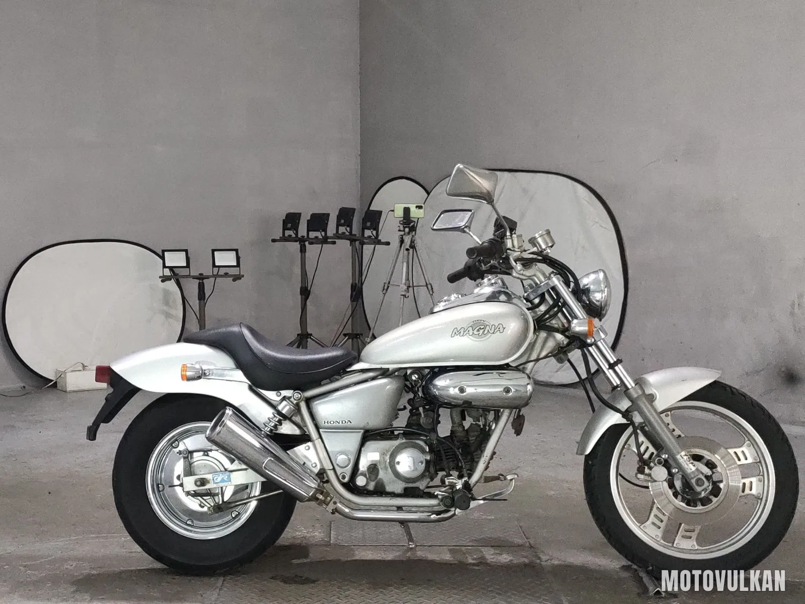 Honda Magna 50