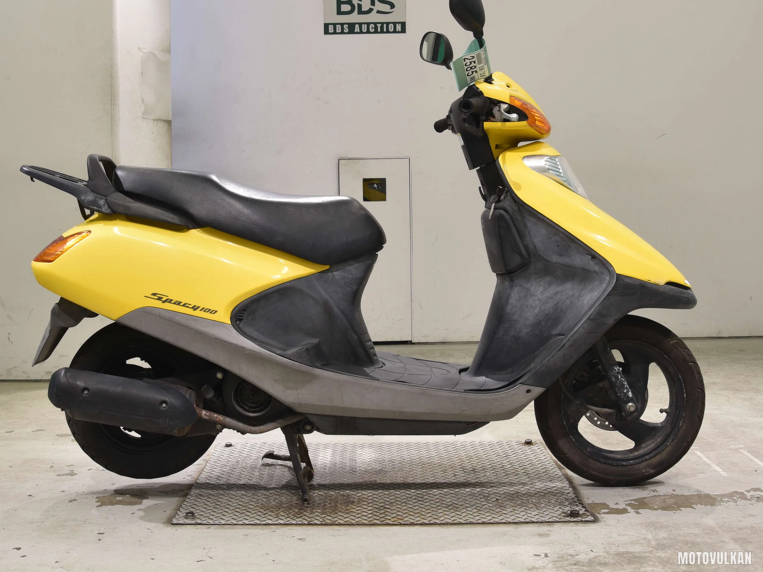 Honda SPACY100