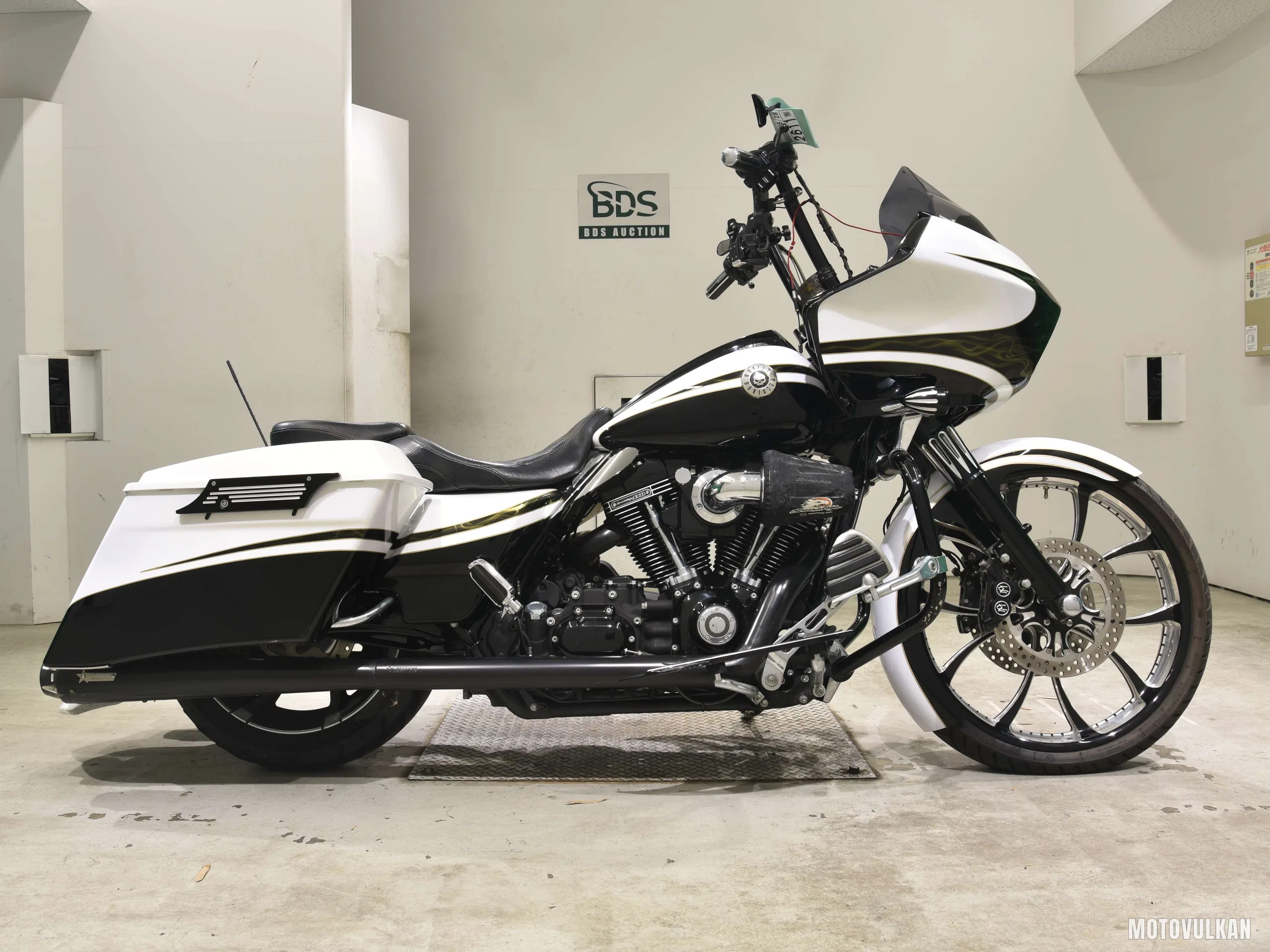  HD. FLTRXSE1800CVO