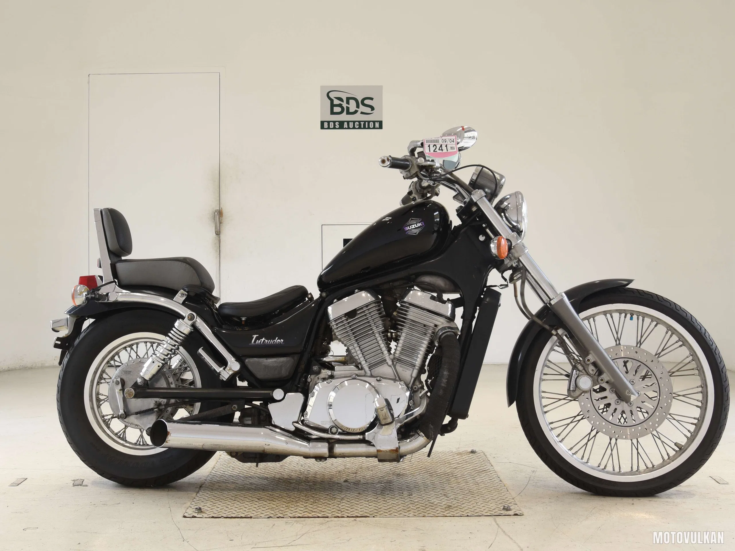 Suzuki INTRUDER400