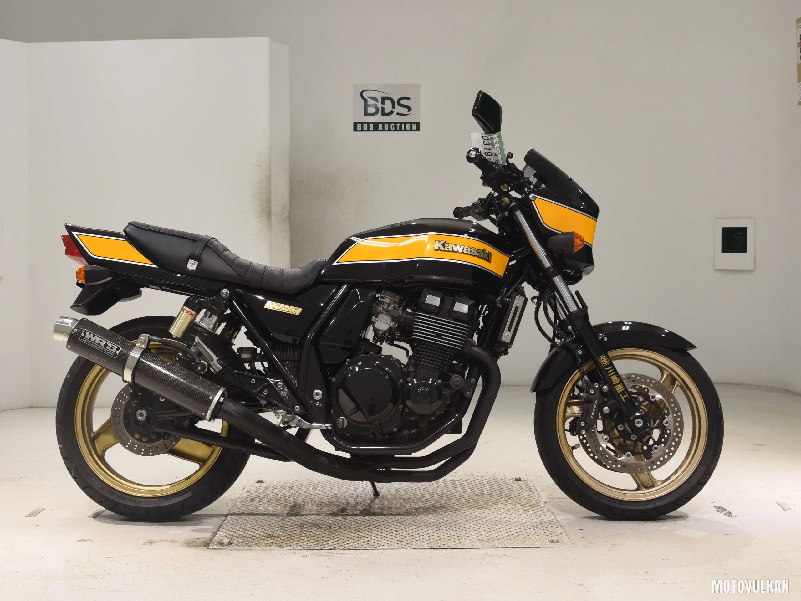 Kawasaki ZRX400