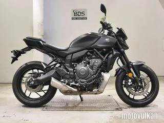 Yamaha MT-07-3