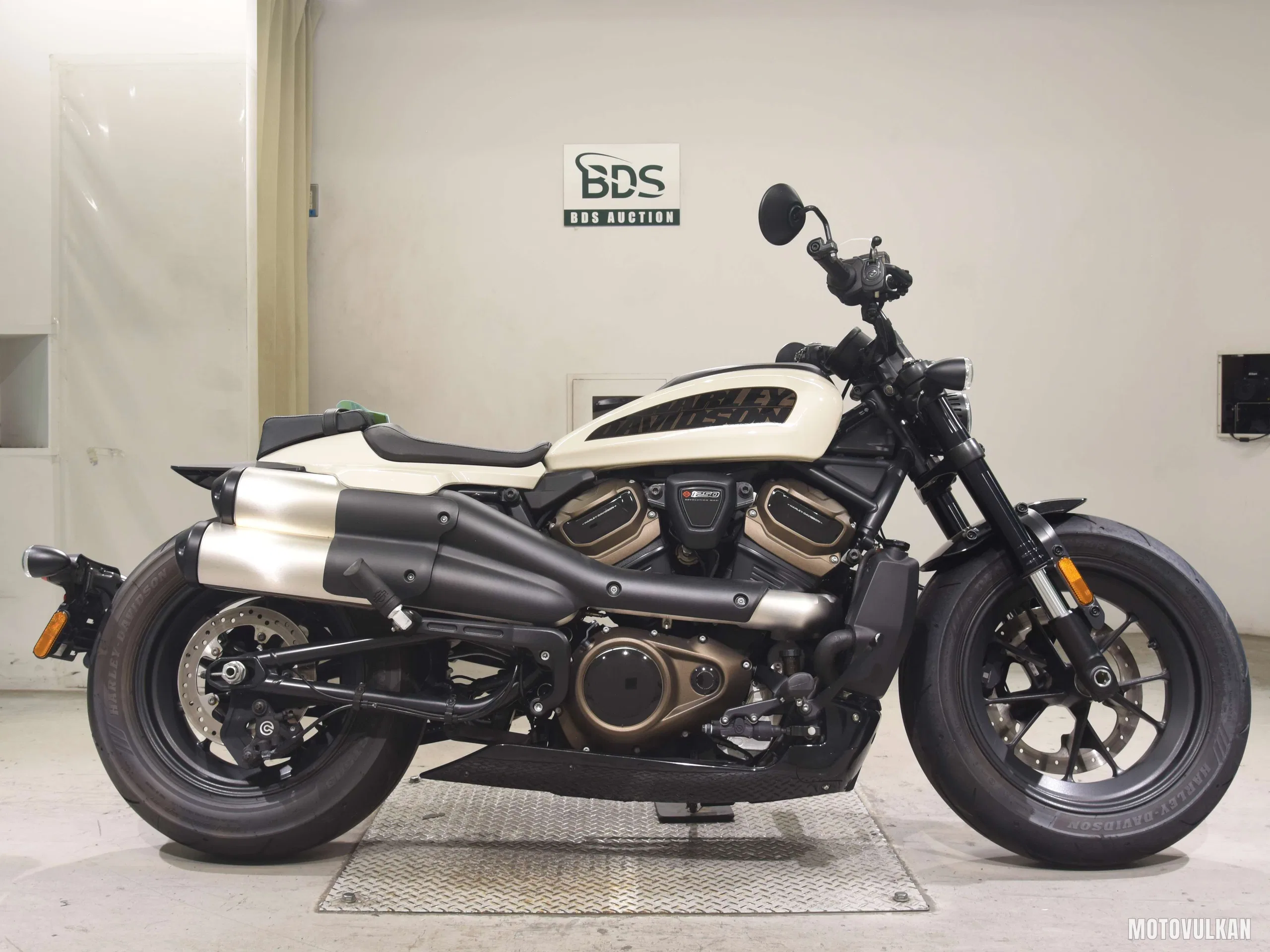  HD. RH1250S