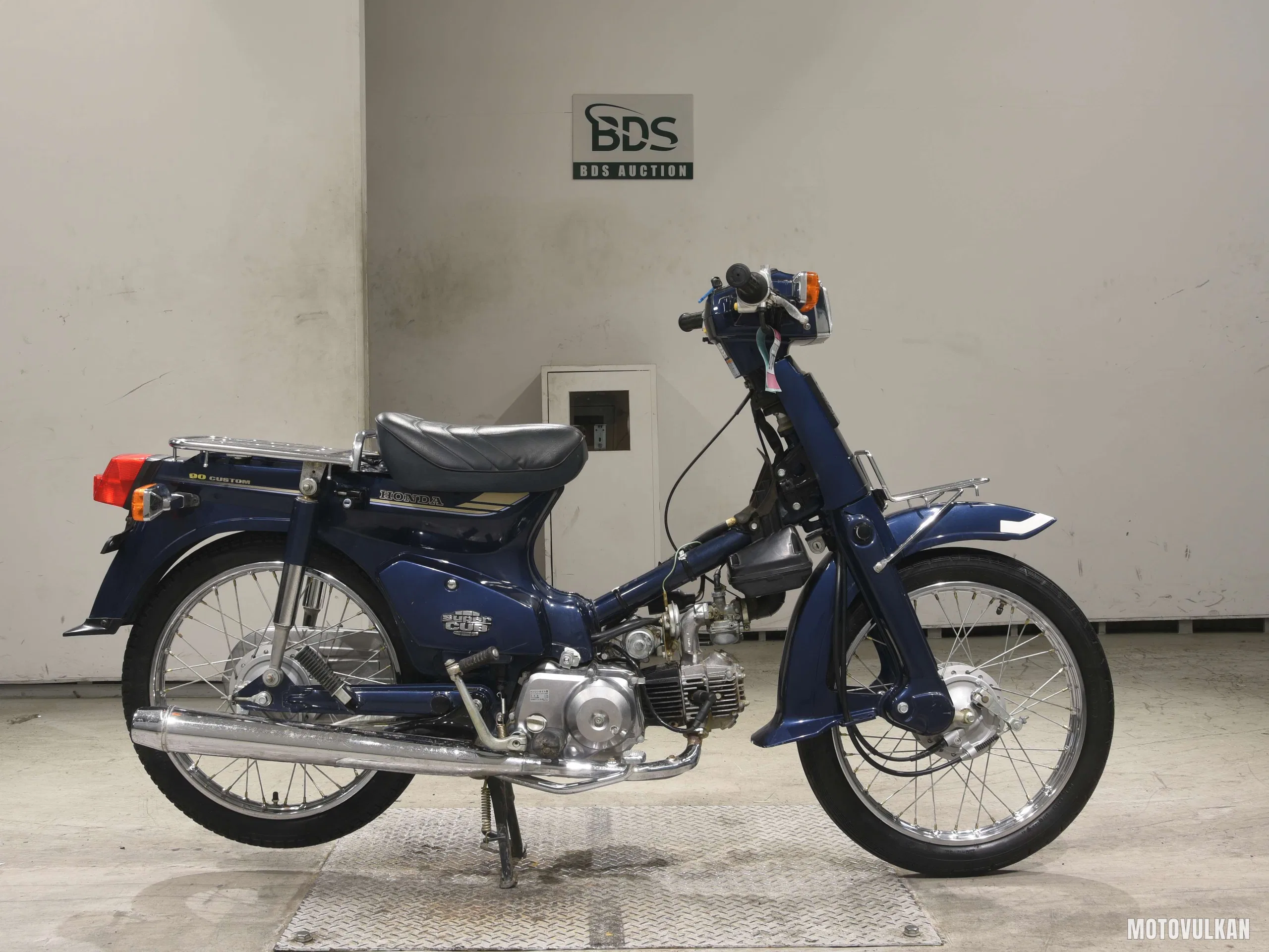 Honda C90-E