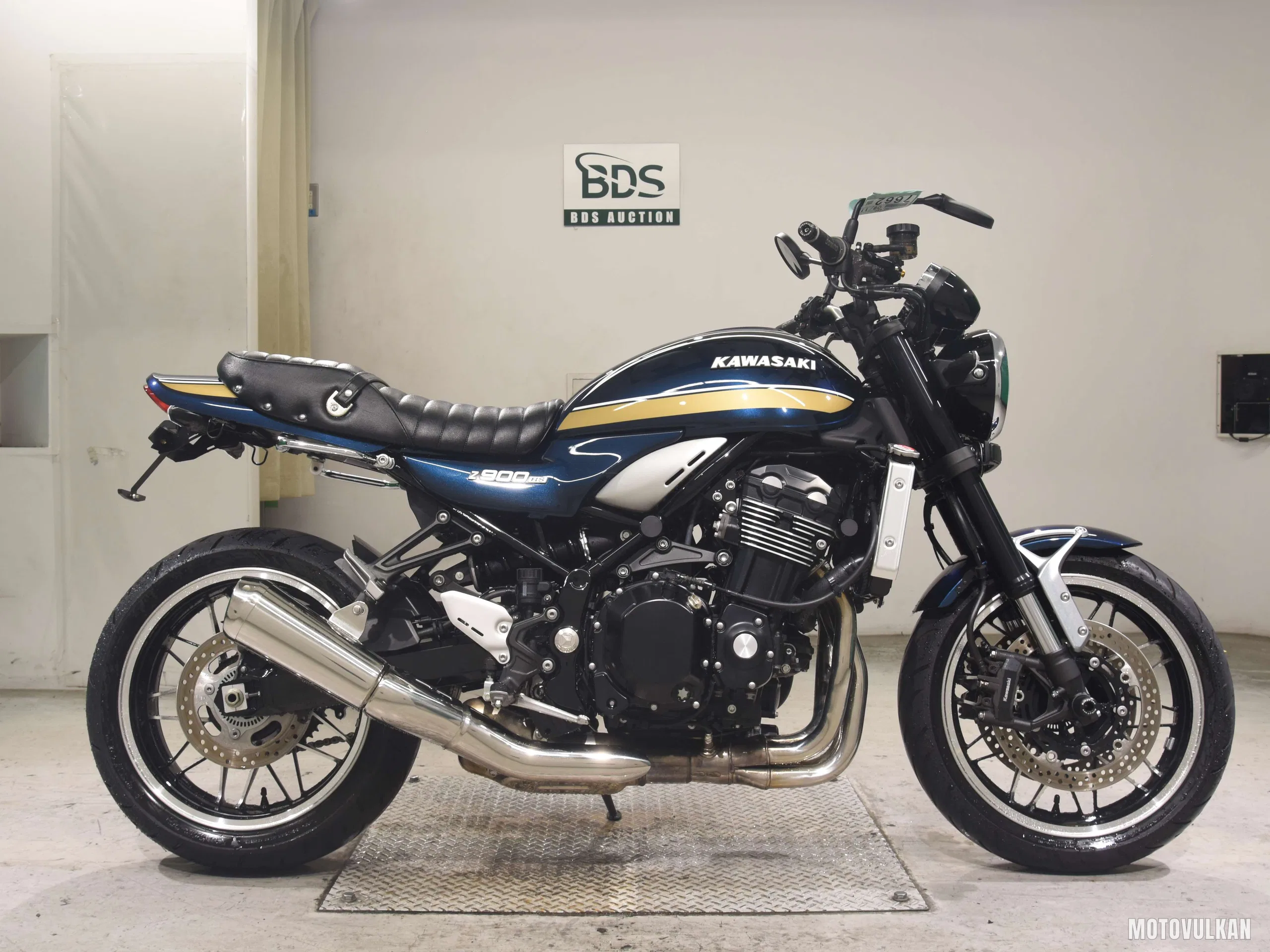 Kawasaki Z900RS