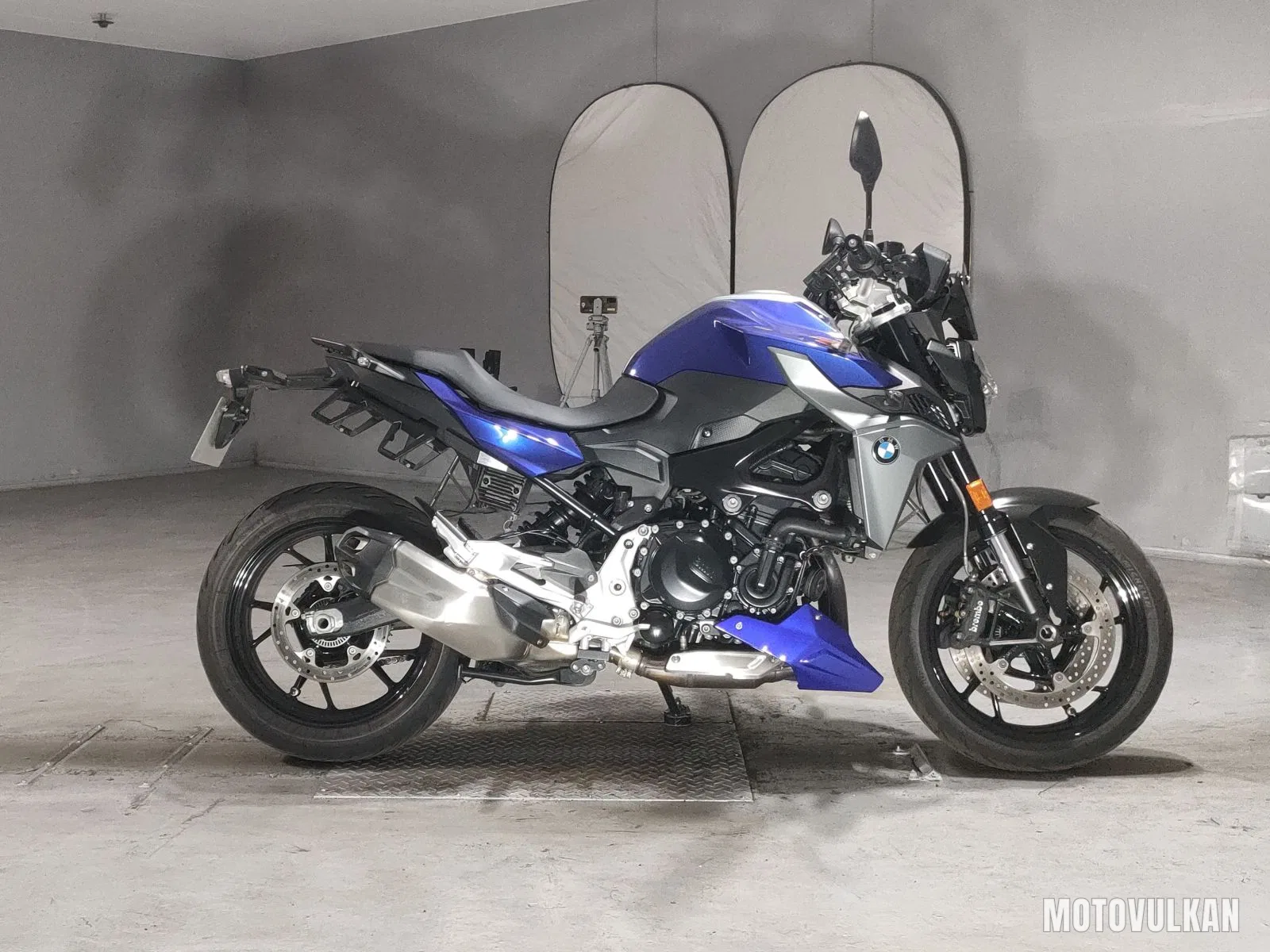 BMW BMW F900R