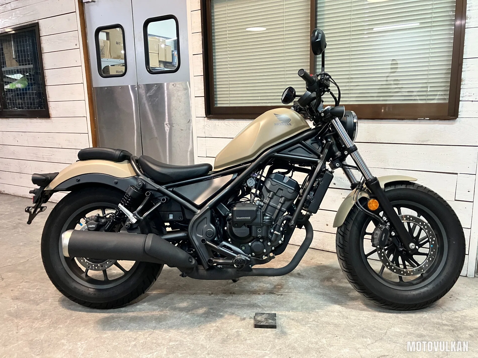 Honda Rebel 250 E-Clutch