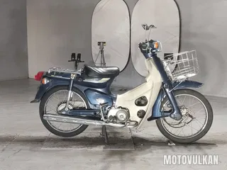 Honda Super Cub 50 Custom