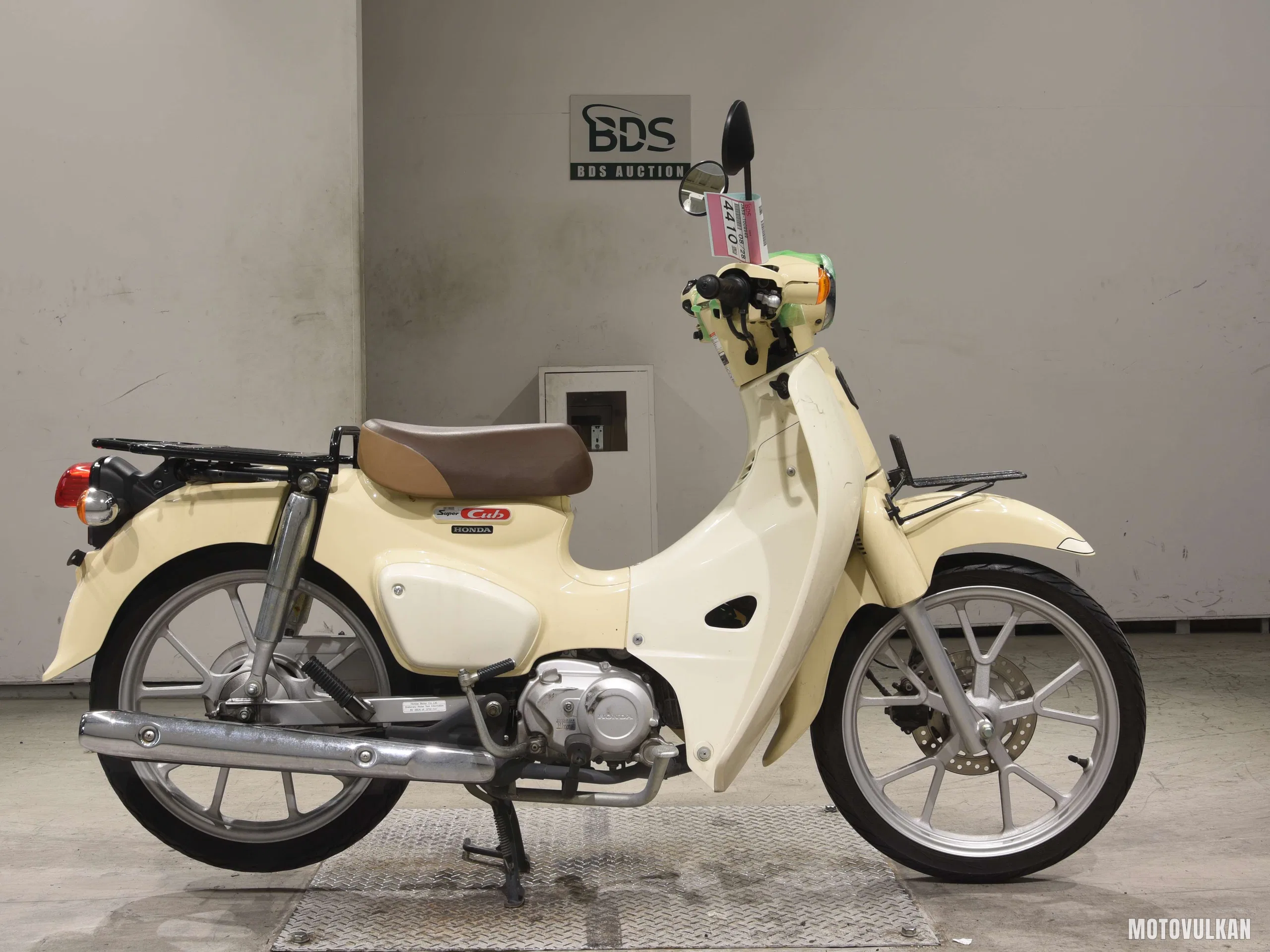 Honda C110-4