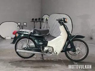 Honda Super Cub 50 Custom