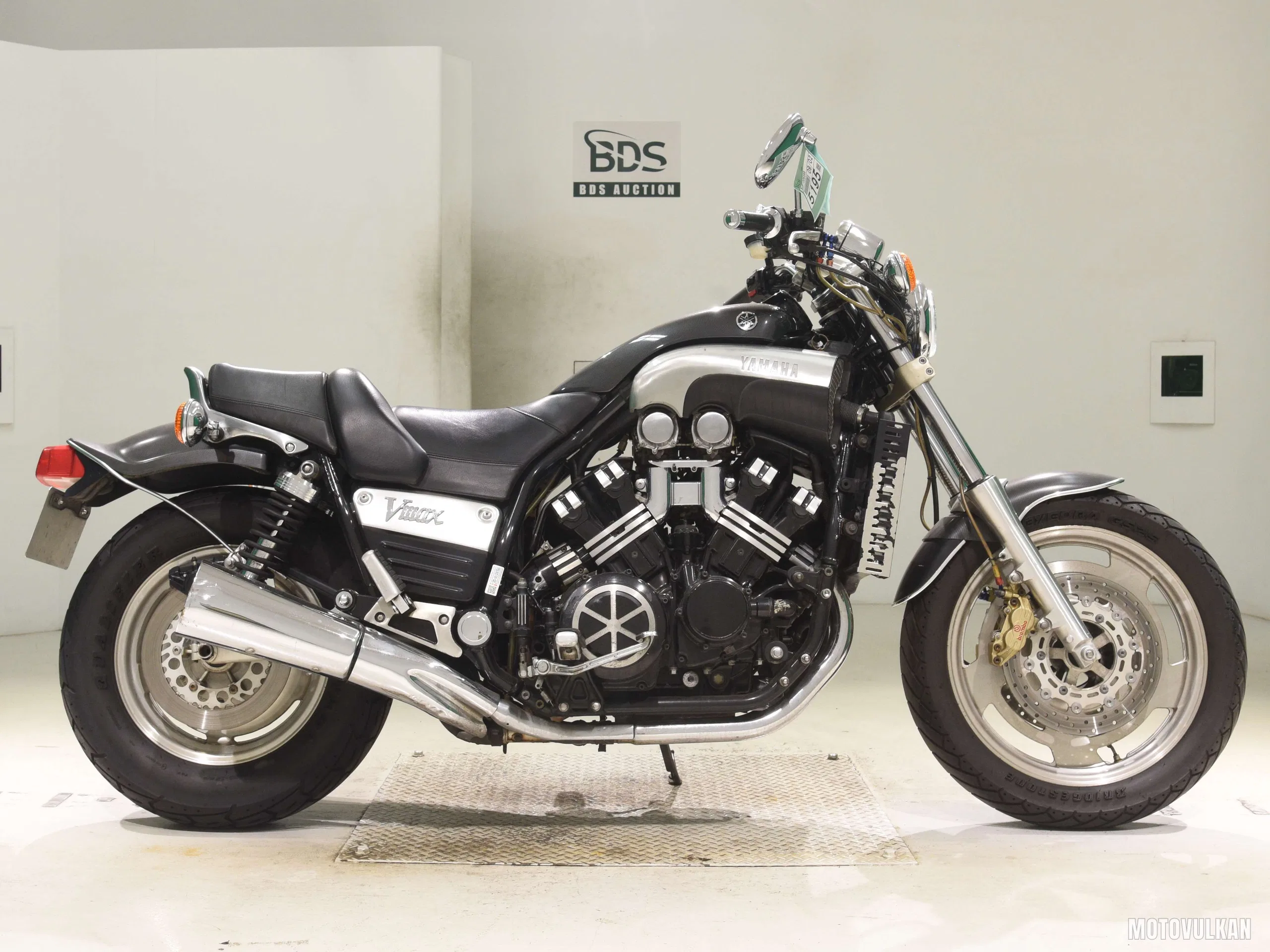 Yamaha V-MAX