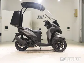 Yamaha Tricity 155A Roof